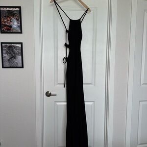 Elegant Black Maxi Dress